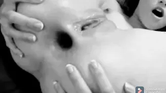 B  W Gape Gallery