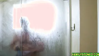 Enjoys step-daughter pleasuring stepdad