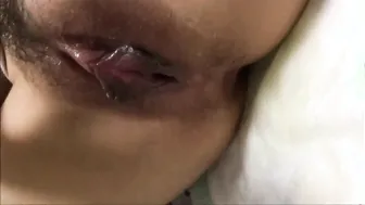 Japanese Girl squirts on her finger bang as she masturbates