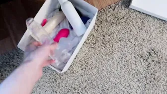 Gave her a hand when she was stuck
