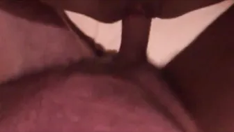 MI FACCIO SCOPARE MENTRE MIO MARITO E AL LAVORO