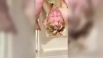 EXTENDED BABE GOLDEN SHOWER - OVER two MINUTES