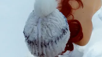 Red Blown into the Cold and Broke off