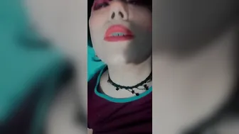 E cunt with mouth two