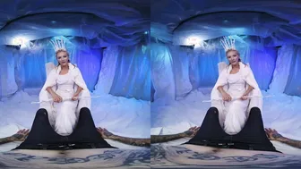 Mona Wales as NARNIA WHITE WITCH Fucks you with all her Powers VR Porn
