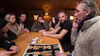 Grosse partouze avec jeune salope blonde francaise