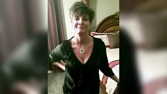 Get Naked porn video – BEAUTY MILF Carol gets naked