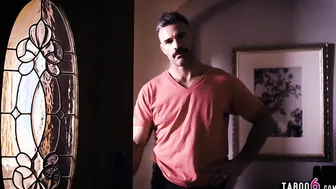 Dude with 2 wives finds them fooling around together