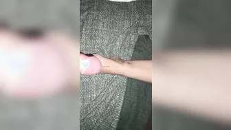 Ktoune Au Lit : Je Couvre Son Pied De Sperme