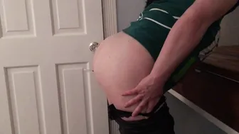 PAWG cougar Getting Banged with Anal Beads until she Cuts