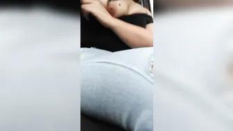 CREAMY CUNT INSIDE THE VEHICLE