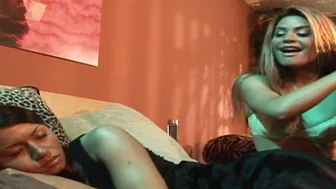 Interracial Lesbians porn video – Who wants to join this lesbian college girl flat share ?