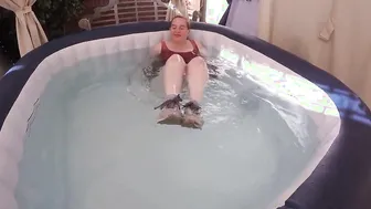 beauty bath tub into sneakers and Miniskirt