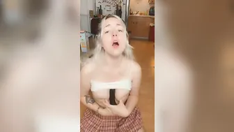 IV BEEN TURNED ON ALL DAY AT WORK SO I DECIDED