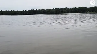 Almost porn video – Jet Skiing Cougar ALMOST CAUGHT having Sex into the River