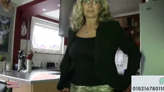 Into der Kuche vom Boss gefickt