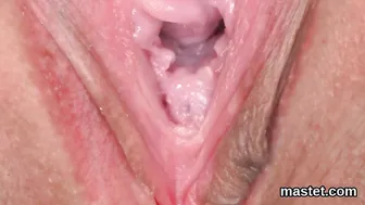 Wicked czech 19 year old gapes her stretched vagina to the strange