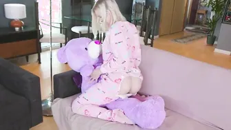 Een porn video – Beauty Blond 19 Year Old Boned Hardcore by BWC