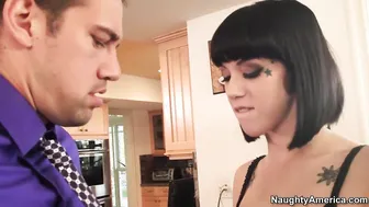 Sexual America - Asphyxia Noir Fucking inside the Chair