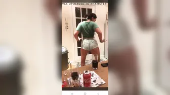 Live facebook 2 girls hot booty romanian