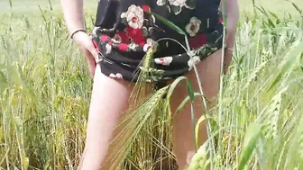 Field porn video – Charming dance