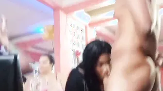 Dotado mascarado na despedida de solteira. (Chubby Boca de veludoBárbara lionessAlice cakesNicoli