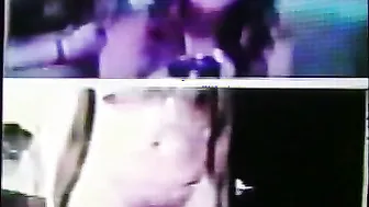 2 stripteased hysterical blondes (+ sound )