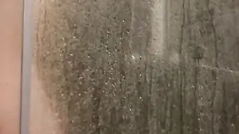 Je me Douche Pour La Première Fois Sur Pornhub