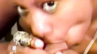 Black lady blows white penis