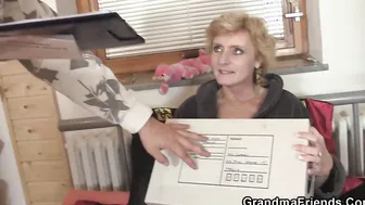 Delivery Men Bang Goddess Blonde Slim Mommy