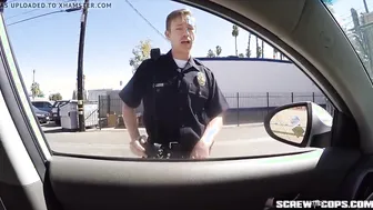 CAUGHT Ebony chick getting busted sucking off off a cop during
