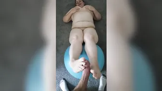 Heres my first Feet Vid. Hope its Decent