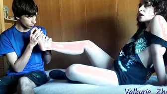 He Ejaculates only with my Foot