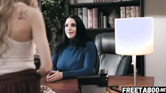 mom Therapist Angela White Manipulates 2 Patients Inside Lesbo 3Some - Full