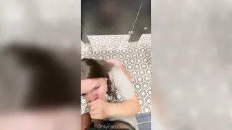 Gigantic Booty Hoe Lets me Screwed her into the Gym Bathrooms