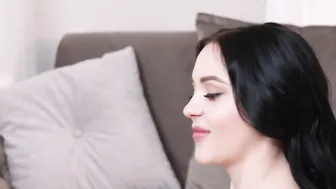 Cunilingus porn video – Slim4K: Kiara Gold is Penetrated into Tushy