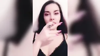 Smoking 7 Cigarettes Hot bimbos its Extrem Smoker SFW