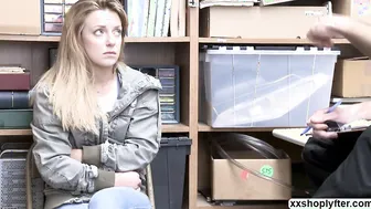Kate let Officer fucks her tight vagina
