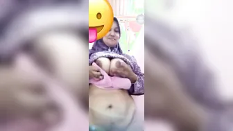 Makcik Montok