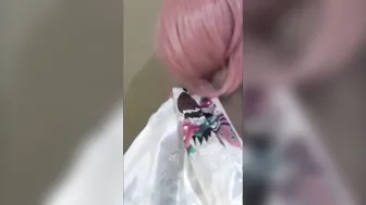 ほのか人形。顔を突っ込んだ。唾を吐きます。着物で