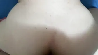Gigantic booty amateur