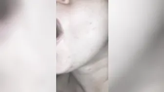 Beauty cougar Slurping