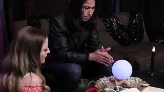 Sexsual America - David the fortune teller predicts Karla Kush is going