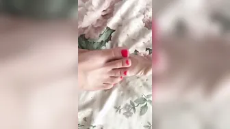 Оближи мои ножки Фут фетиш