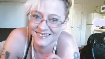 Welcome. an Introduction of Mandy Dickenz