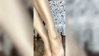 Оближи мои красивые ножки Фут фетиш