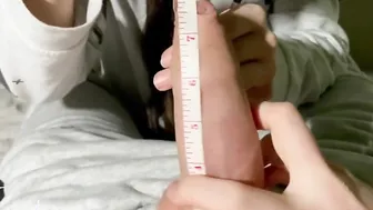 Big Dick Girlfriend Loves to Suck & Swallow His Huge Load in HD