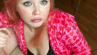 ohh thats whore like to suck