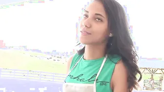 CARNE DEL MERCADO - Hispanic Waitress Dayana Cruz Fucks Client