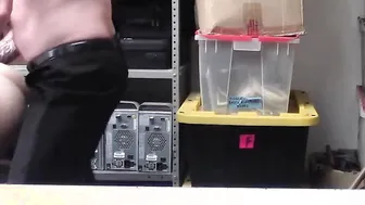 Blonde Thief Caught Red Handed